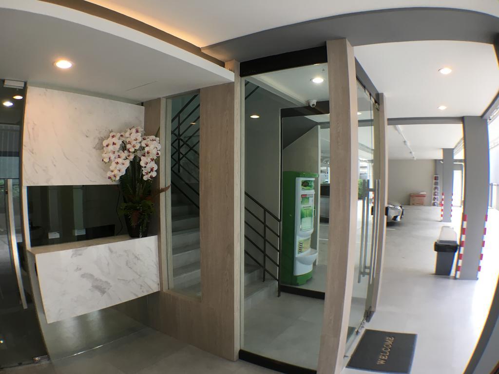 28 Place Bangkok Exterior foto